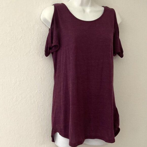 OLD NAVY COLD SHOULDER TOP - Picture 1 of 12